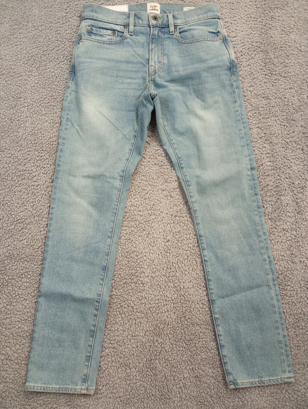 NWT Flint and Tinder Jeans Men's Size 28x30 Light Wash Tapered Fit (0987)